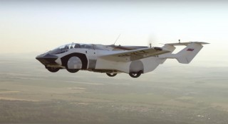 'Ô tô bay' Klein Vision AirCar hoàn thành chuyến bay xuyên thành phố đầu tiên
